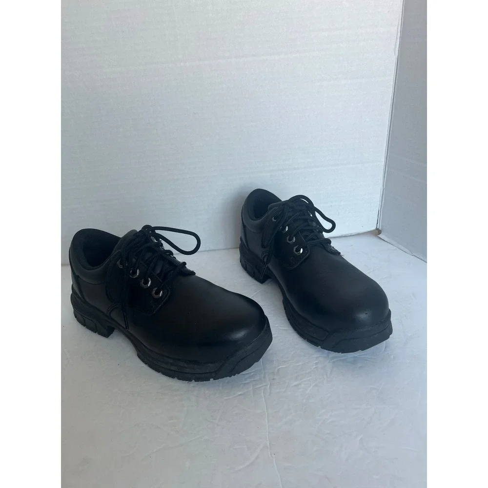 Shoes For Crews gently preloved